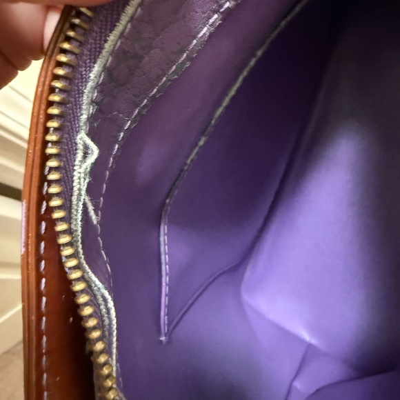 Louis Vuitton Monogram Vernis Bronze Bag. Comes with COA - Picture 15 of 16